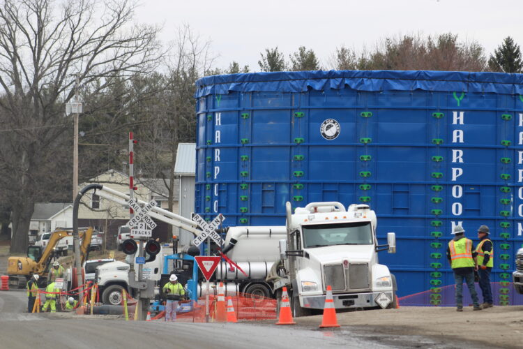 EP resident, DeWine testify on derailment